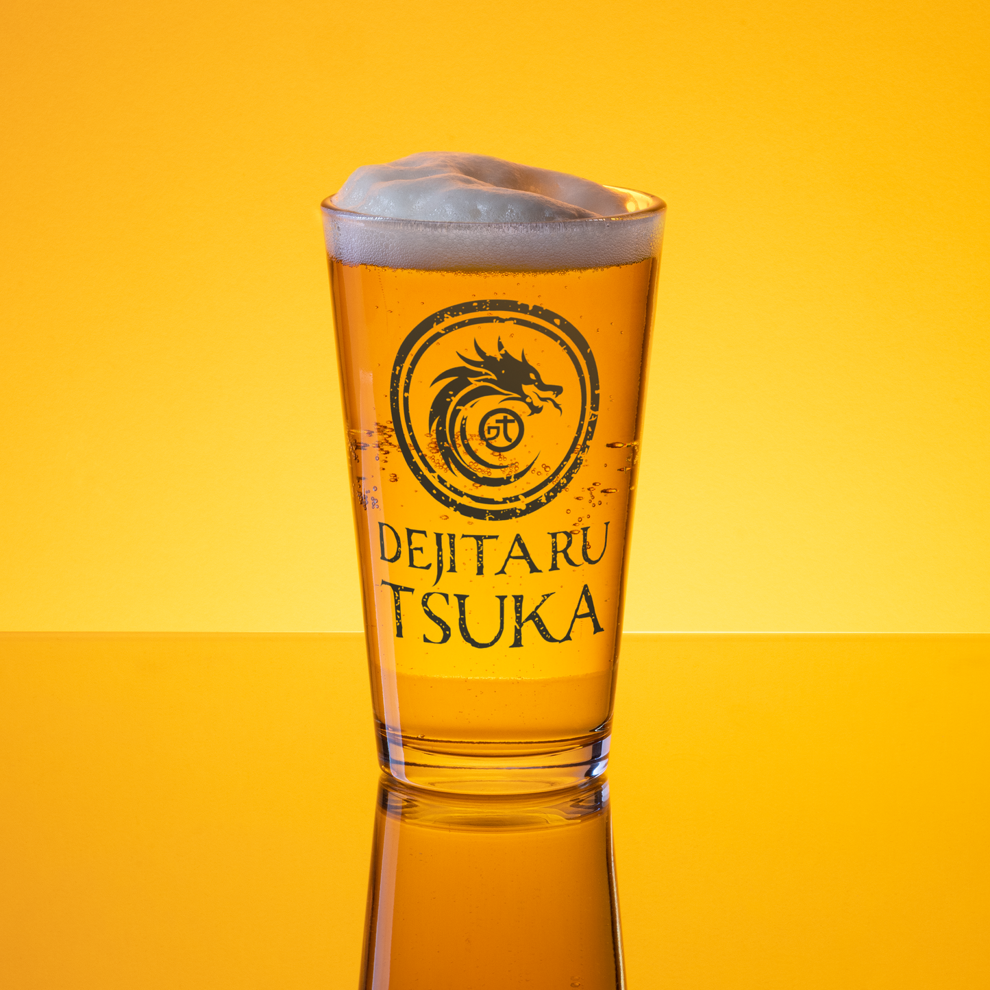 Dejitaru TSUKA - Pint Glass